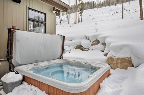 Photo 30 - Vail Mountain Retreat w/ Hot Tub & Deck