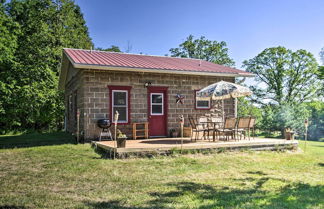 Foto 1 - Rural Pine River Cabin: Snowmobile + Snowshoe