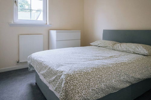 Photo 2 - Snug & Serene 2BD Flat - Roseburn