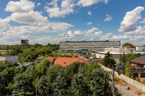 Photo 30 - Apartament Jutrzenki Warsaw by Renters