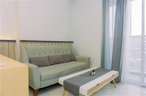 Foto 18 - Cozy Stay And Elegant Studio At West Vista Apartment