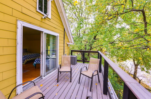 Photo 2 - Family-friendly Milwaukee Home w/ Deck Near Uwm