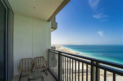 Foto 13 - Luxury StayCation - Incredible Sea View Apartment With Balcony