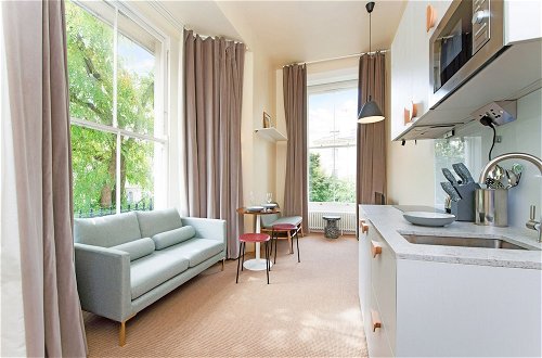 Foto 1 - Superb Studio Apartment With Garden Views Near Camden