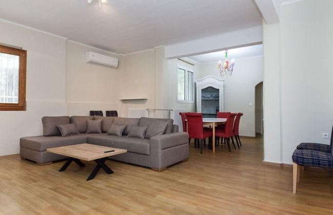 Family Friendly Comfort 3 Bd in Kifisia - Photo 39