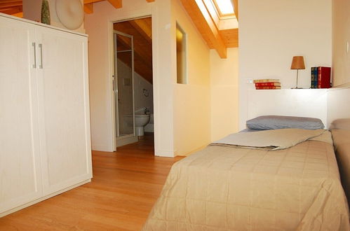 Photo 5 - Lovely Flat With Swimming Pool in Bibione