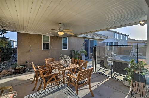 Photo 31 - Spacious Bakersfield Home w/ Outdoor Pool