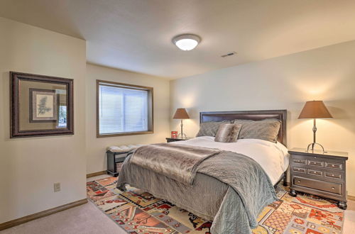 Photo 16 - Trendy Avon Townhome - 2 Miles to Beavercreek