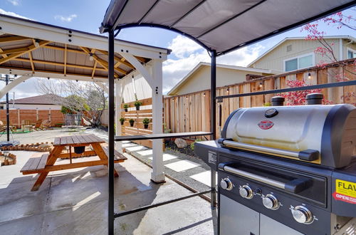 Photo 32 - Sun-soaked Livermore Gem With Patio & Fire Pit