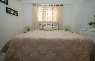 Photo 2 - Featuring City Views, 1Br Downtown Stylish 2 Bt Sleeps 2 +wifi+ Gym + Cine 2C