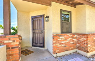 Photo 2 - Vibrant Gilbert Gem: Community Pool & Hot Tub