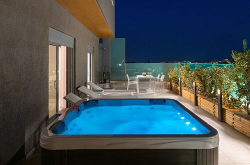 Photo 13 - Rhodes Skyline Suite With out Door Jacuzzi Sea View