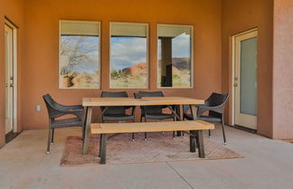 Photo 3 - Bright Modern Abode - 32 Miles to Zion Nat'l Park