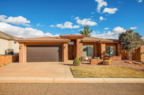 Photo 20 - Bright Modern Abode - 32 Miles to Zion Nat'l Park