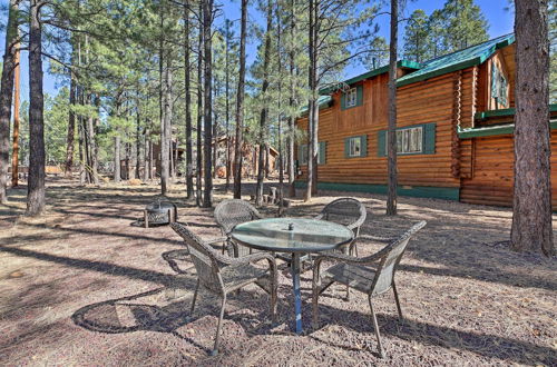 Foto 20 - Pinetop Log Cabin Near Dining, Hiking & Golf