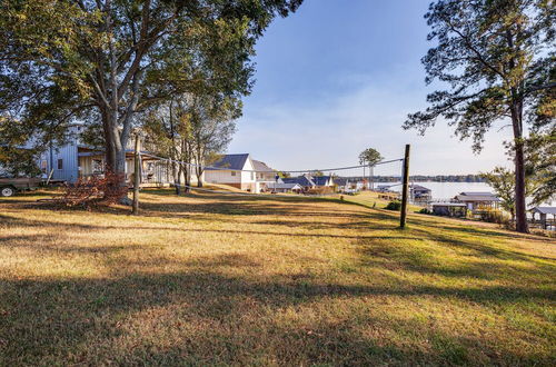 Photo 5 - Charming Weiss Lake Apartment w/ Boat Slip