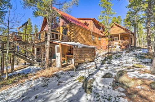 Photo 10 - Secluded Black Hawk Log Cabin w/ Fire Pit