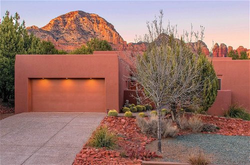 Photo 1 - Luxury Sedona Living: Remodeled w/ Red Rock Views