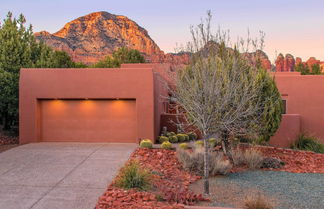 Foto 1 - Luxury Sedona Living: Remodeled w/ Red Rock Views