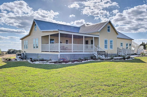 Photo 1 - Schulenburg Retreat w/ Private Pool & Hot Tub