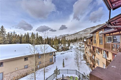 Foto 17 - Ski-in/ski-out Solitude Resort Condo w/ Mtn Views