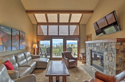 Photo 17 - Expansive Bigfork Resort Retreat on Flathead Lake