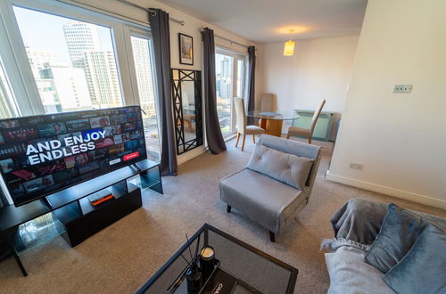 Photo 13 - Stunning 1 Bed Flat - Elite Birmingham Complex