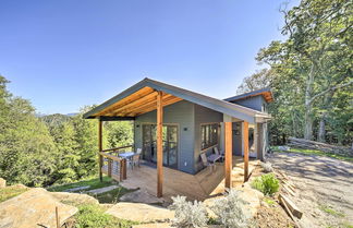 Photo 1 - Contemporary Home w/ Deck & Mountain Views