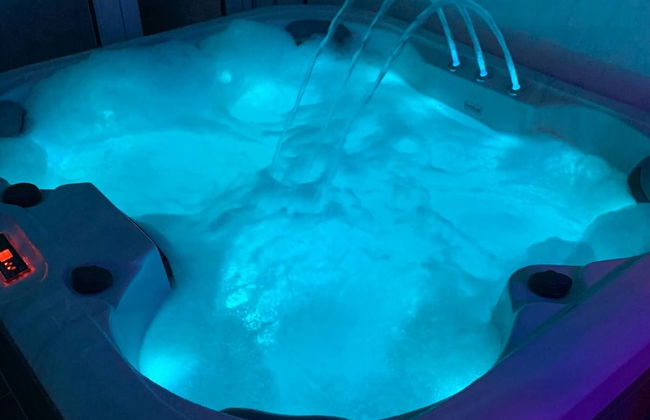 Get Away Home With Hot Tub Sleeps 6 - Foto 15