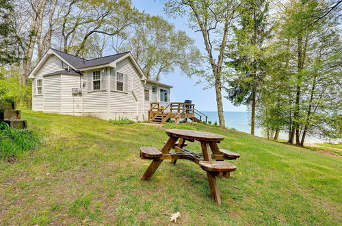 Photo 28 - Beachy Palms Cottage on Lake Huron w/ Hot Tub