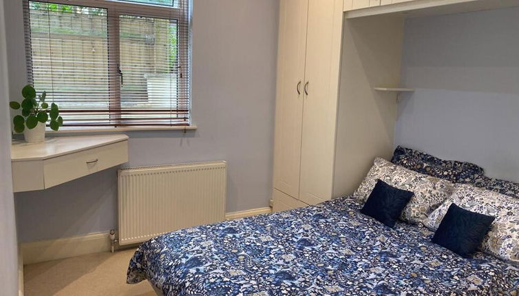 Photo 1 - North London N8 - 1 Bed - Sleeps 4 - Pet Friendly