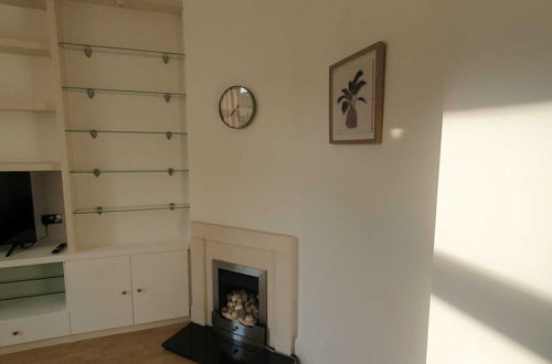 Photo 13 - Remarkable 1-bed Apartment in North London N8