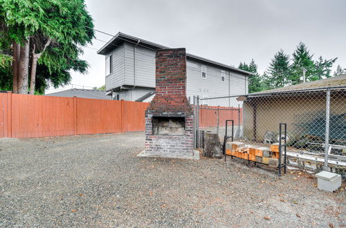 Photo 20 - Tacoma Vacation Rental w/ Outdoor Fireplace