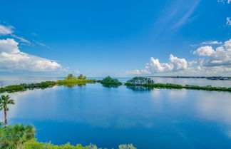 Photo 3 - Tropical Hudson Retreat w/ Pool & Tennis Courts