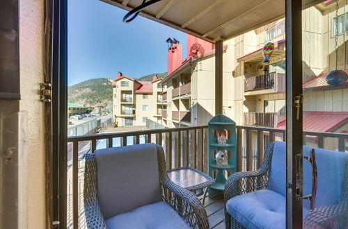 Photo 21 - Ski-in Red River Retreat: Balcony, Mountain Views