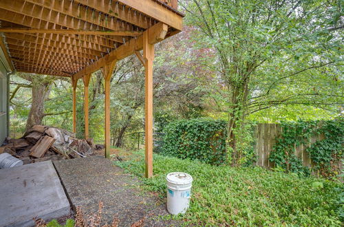 Photo 26 - Spacious Lake Forest Park Home With Deck