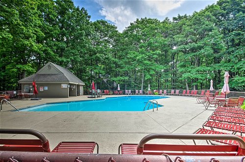 Photo 24 - Wintergreen Resort Vacation Rental w/ Pool Access