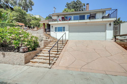 Photo 4 - Chic Santa Paula Home w/ Mountain & City Views