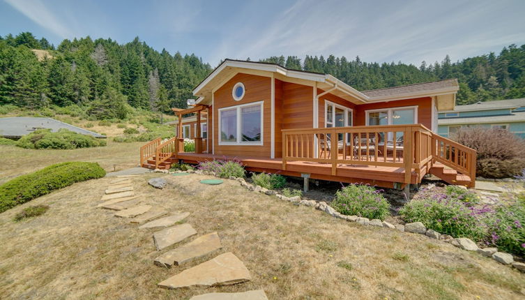 Photo 1 - Inviting Manchester Home w/ Hot Tub Near Beach