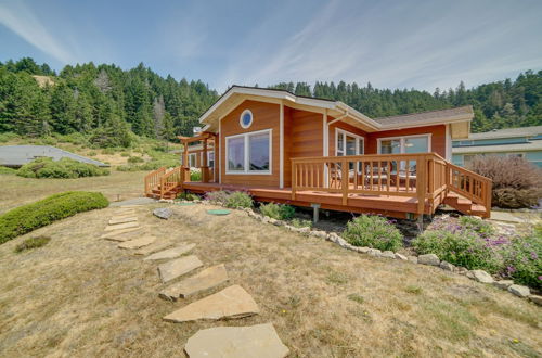 Photo 1 - Inviting Manchester Home w/ Hot Tub Near Beach