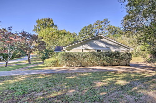 Photo 4 - Quiet Columbia Home w/ Fire Pit & Pool Table