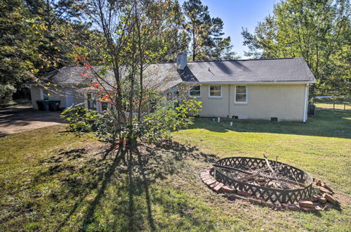 Photo 31 - Quiet Columbia Home w/ Fire Pit & Pool Table