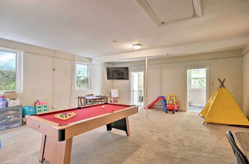 Photo 13 - Quiet Columbia Home w/ Fire Pit & Pool Table