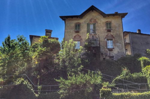 Photo 1 - Le Giare Villa With Garden and Lake View