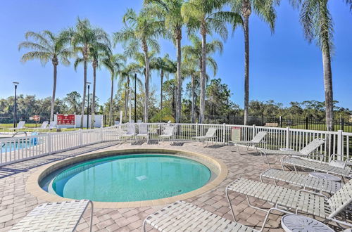 Photo 10 - Family-friendly Poinciana Condo With Pool Access