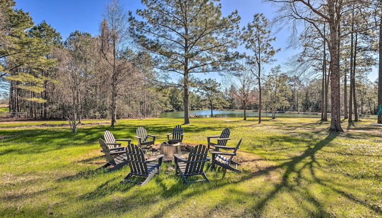 Photo 1 - 'green Acres' Home w/ Fire Pit + Fishing Pond