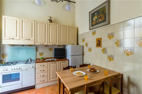 Foto 16 - Rettifilo Family Apartment by Wonderful Italy