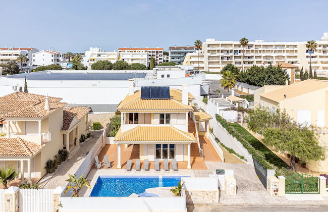 Villa Ribeiro by HelloVacations - Foto 42