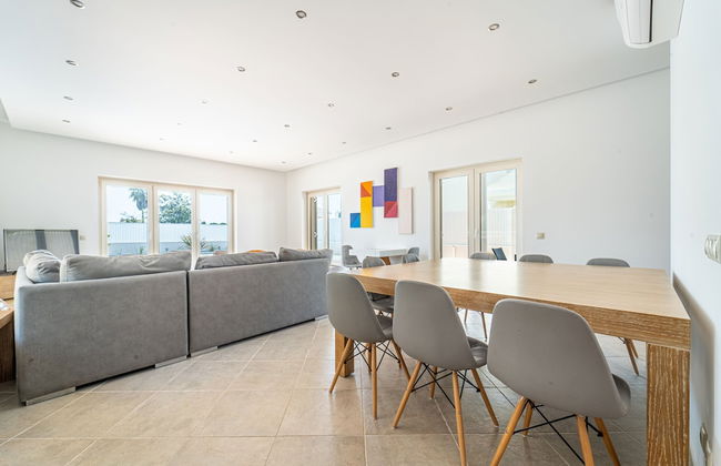 Villa Ribeiro by HelloVacations - Foto 14