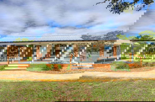 Foto 31 - 3 Acres of Luxury and Views in Fred Wine Country!